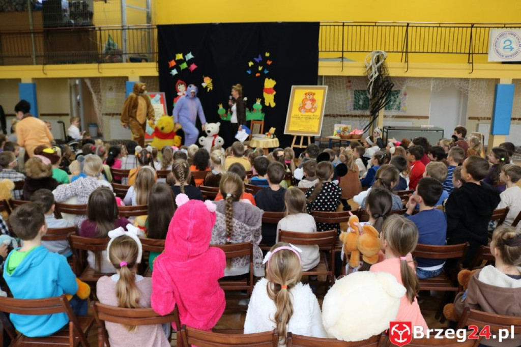 Obchody Dnia Pluszowego Misia w Ósemce