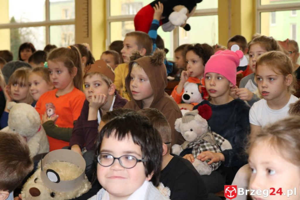 Obchody Dnia Pluszowego Misia w Ósemce