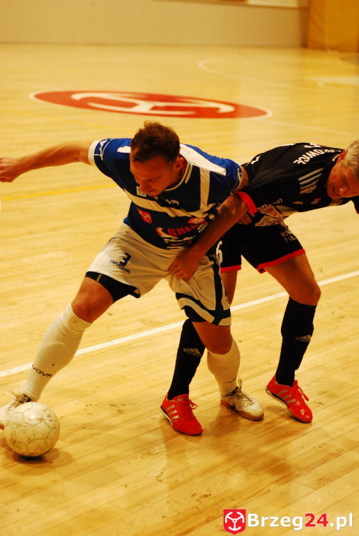 Brzescy piłkarze halowi remisują u siebie z zespołem z Pyskowic