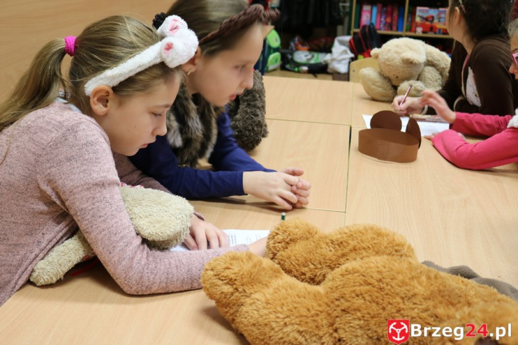 Obchody Dnia Pluszowego Misia w Ósemce