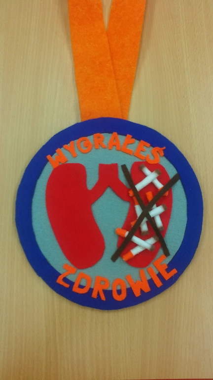 MEDALE ZA NIEPALENIE PAPIEROSÓW