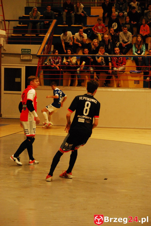 Brzescy piłkarze halowi remisują u siebie z zespołem z Pyskowic
