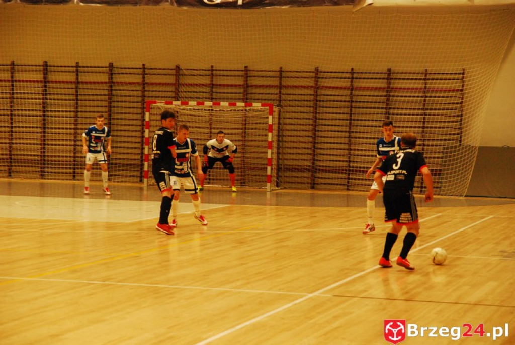 Brzescy piłkarze halowi remisują u siebie z zespołem z Pyskowic