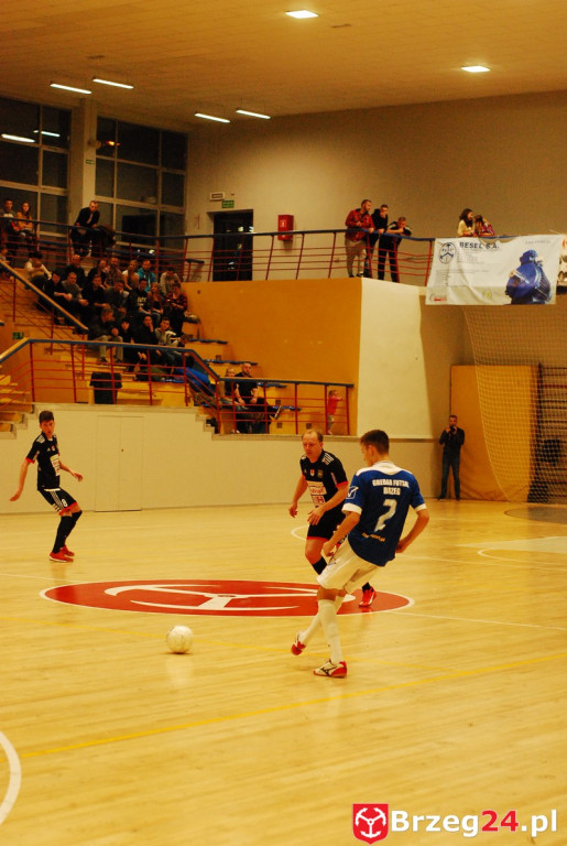 Brzescy piłkarze halowi remisują u siebie z zespołem z Pyskowic