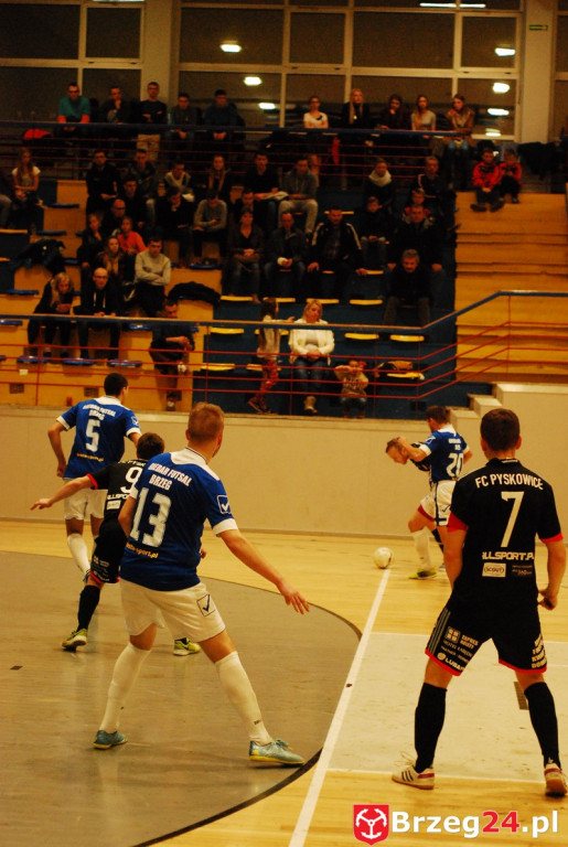 Brzescy piłkarze halowi remisują u siebie z zespołem z Pyskowic