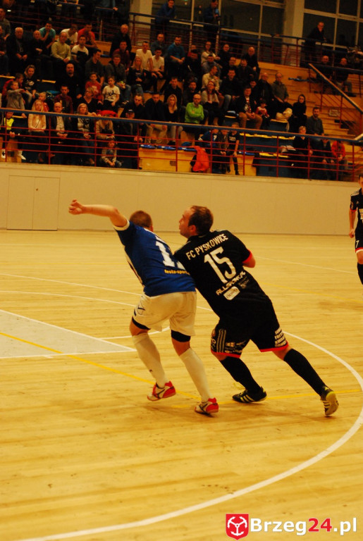 Brzescy piłkarze halowi remisują u siebie z zespołem z Pyskowic