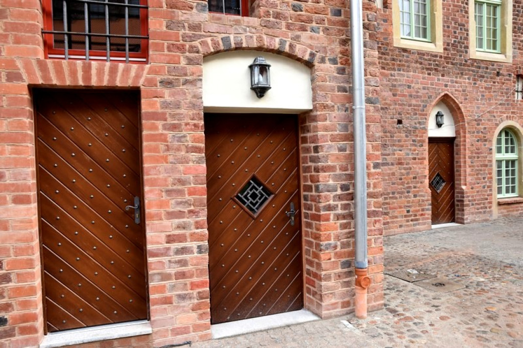 Zabytkowe kamienice w Brzegu odzyskały dawny blask