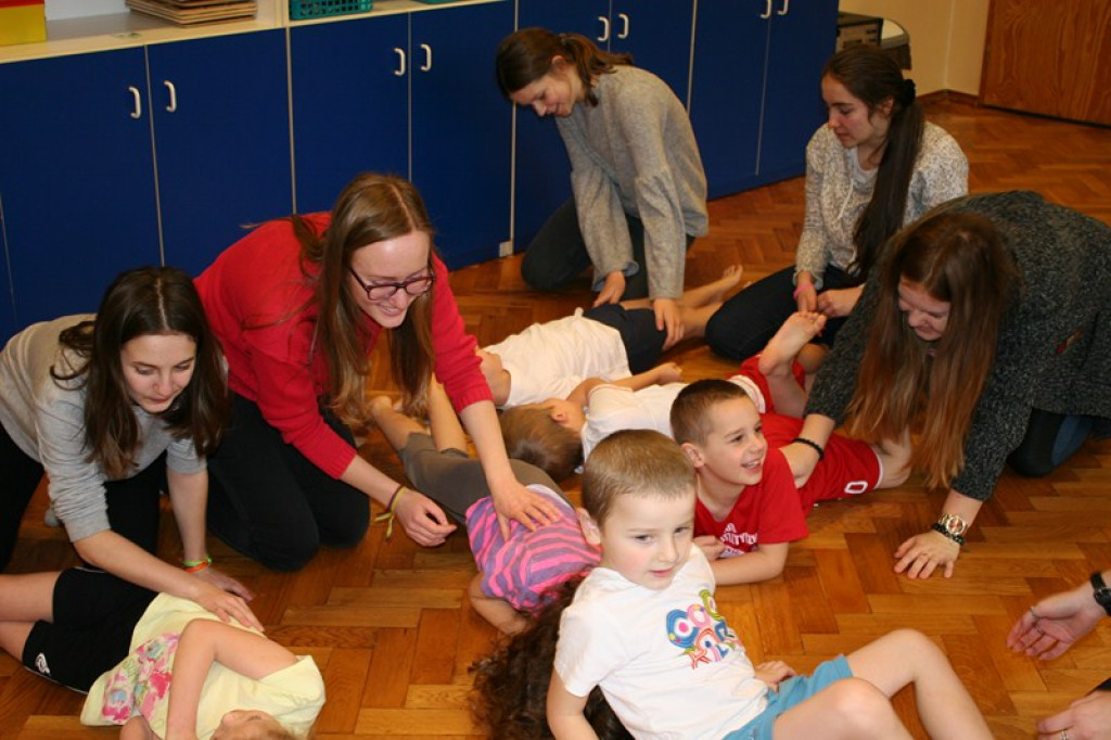 Metoda Ruchu Rozwijającego Weroniki Sherborne w PP nr 7