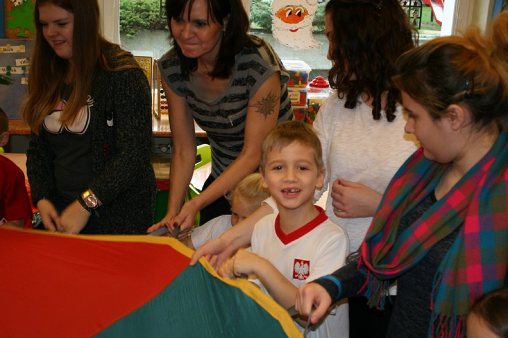 Metoda Ruchu Rozwijającego Weroniki Sherborne w PP nr 7