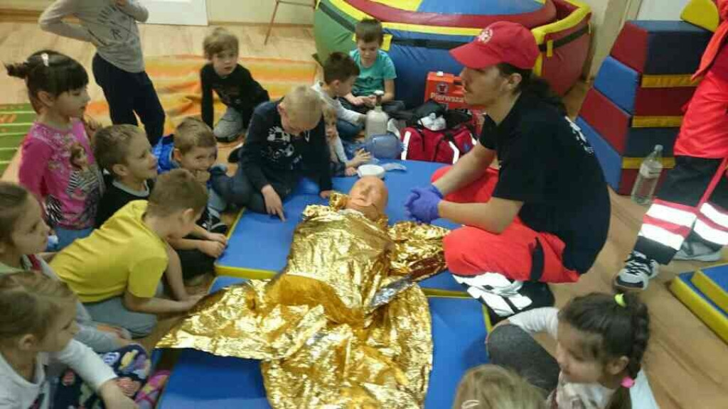 Starszaki z Publicznego Przedszkola nr 11 potrafią ratować życie .