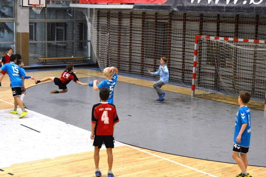 AWANS JEDYNKI I TRÓJKI  DO PÓŁFINAŁU WOJEWÓDZKIEGO