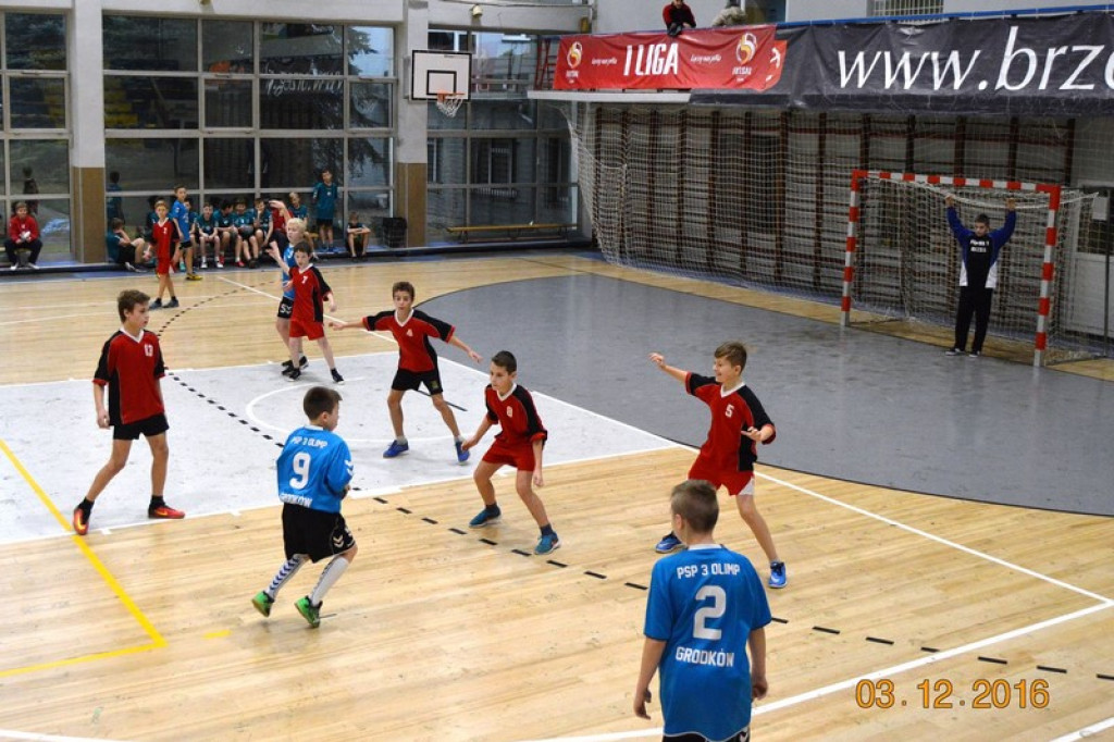 AWANS JEDYNKI I TRÓJKI  DO PÓŁFINAŁU WOJEWÓDZKIEGO