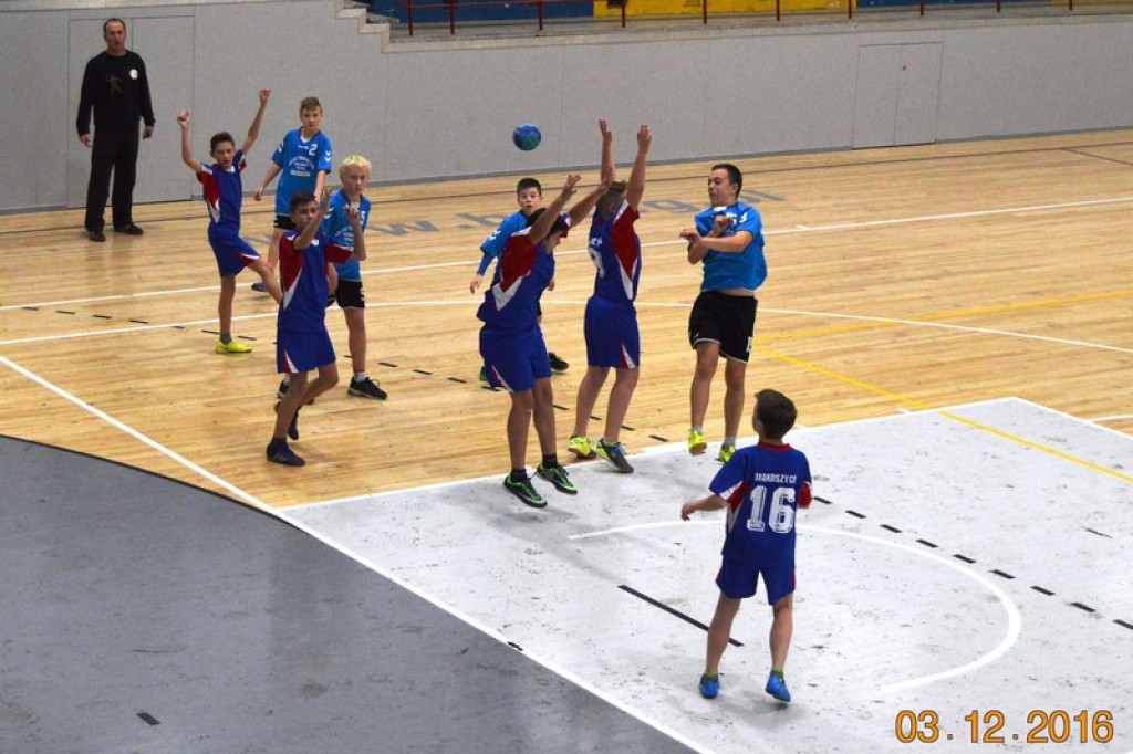 AWANS JEDYNKI I TRÓJKI  DO PÓŁFINAŁU WOJEWÓDZKIEGO