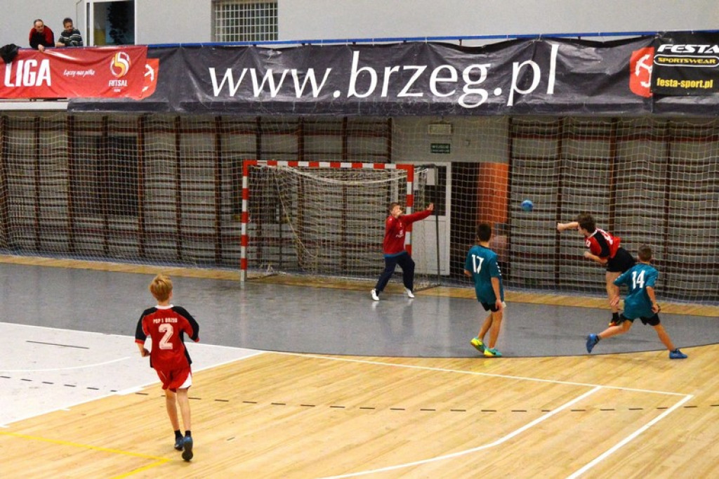 AWANS JEDYNKI I TRÓJKI  DO PÓŁFINAŁU WOJEWÓDZKIEGO