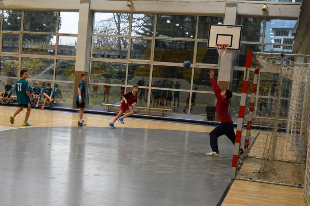 AWANS JEDYNKI I TRÓJKI  DO PÓŁFINAŁU WOJEWÓDZKIEGO