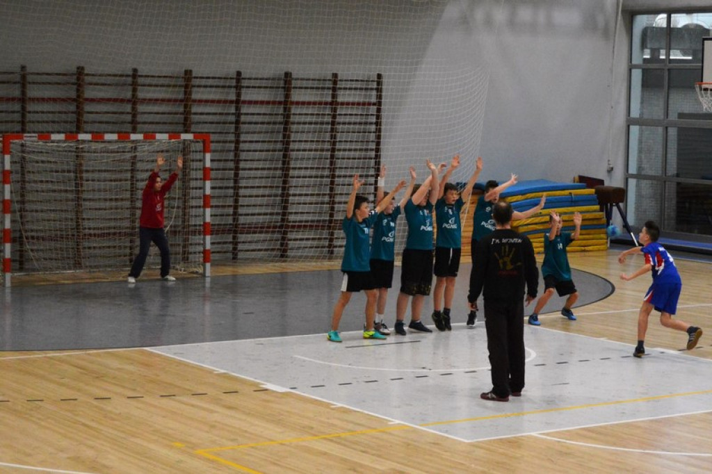 AWANS JEDYNKI I TRÓJKI  DO PÓŁFINAŁU WOJEWÓDZKIEGO