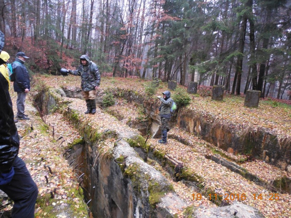Tajemnice Sudetów część III - Brzeżanie eksplorowali kompleks Riese