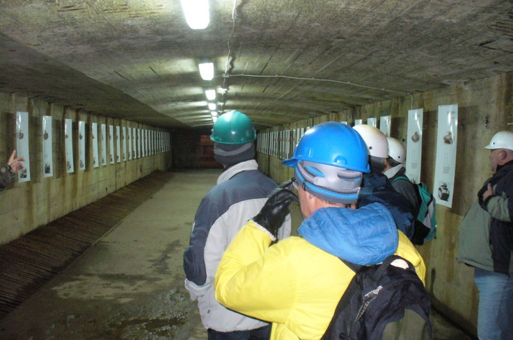 Tajemnice Sudetów część III - Brzeżanie eksplorowali kompleks Riese