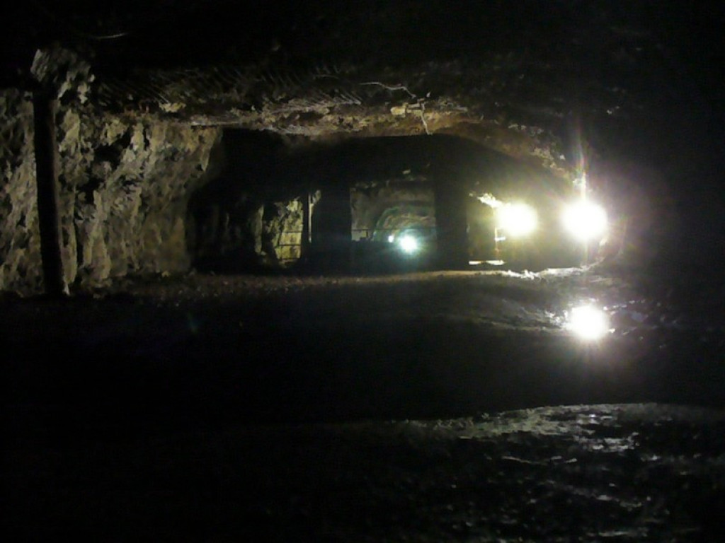 Tajemnice Sudetów część III - Brzeżanie eksplorowali kompleks Riese