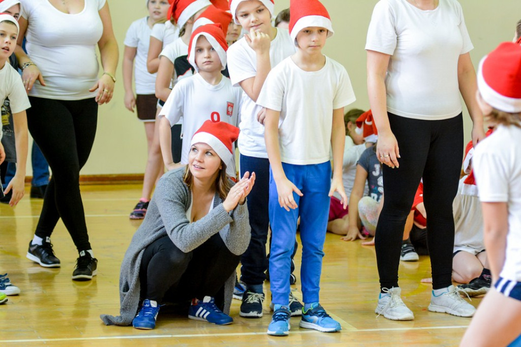 Drugi Integracyjny Mikołajkowy Turniej Gier i Zabaw w SP Gałązczycach