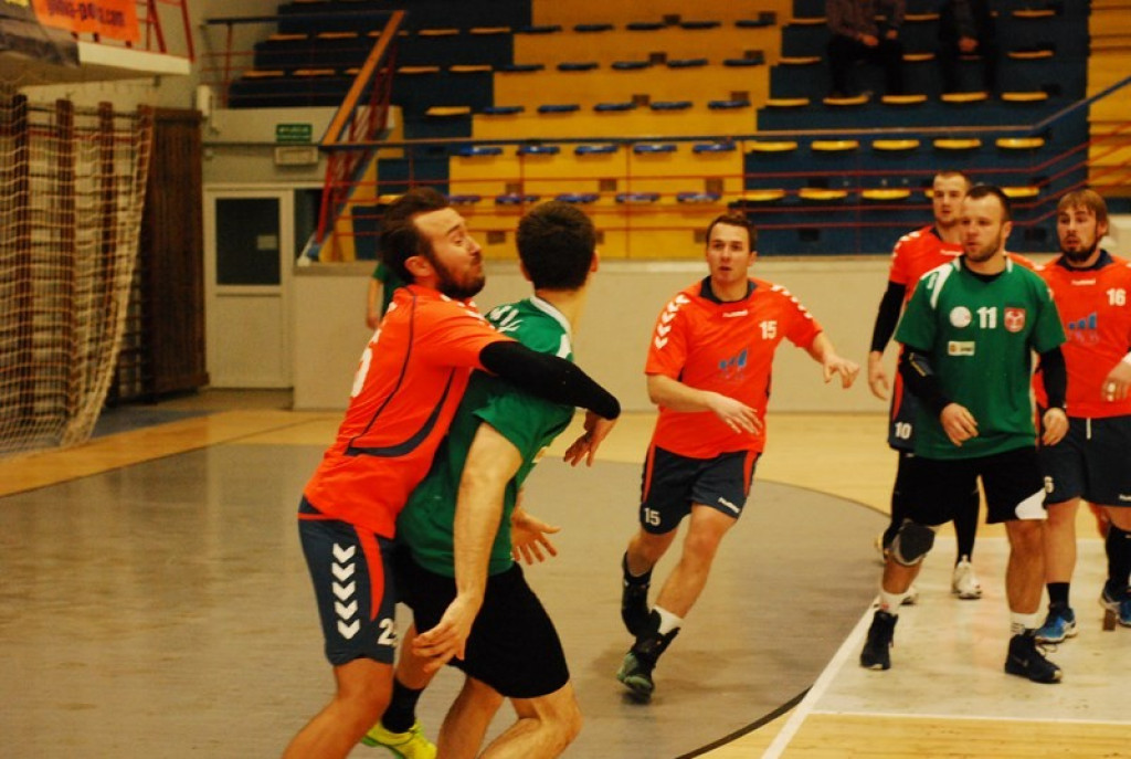 SKS Orlik Brzeg bardzo pewnie wygrywa u siebie ze Świebodzinem