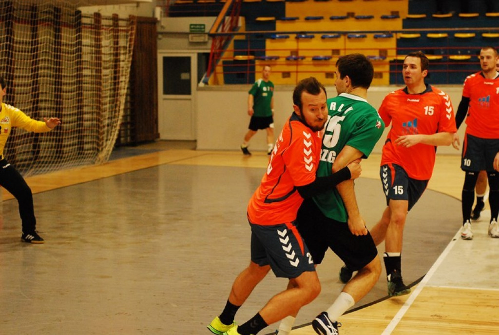 SKS Orlik Brzeg bardzo pewnie wygrywa u siebie ze Świebodzinem