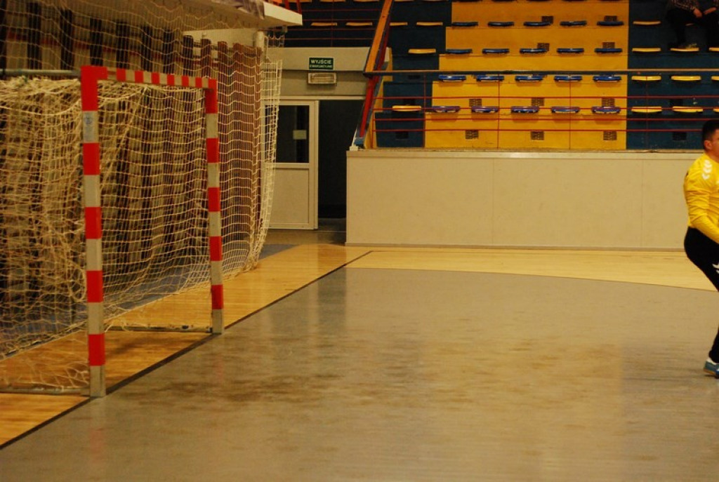 SKS Orlik Brzeg bardzo pewnie wygrywa u siebie ze Świebodzinem