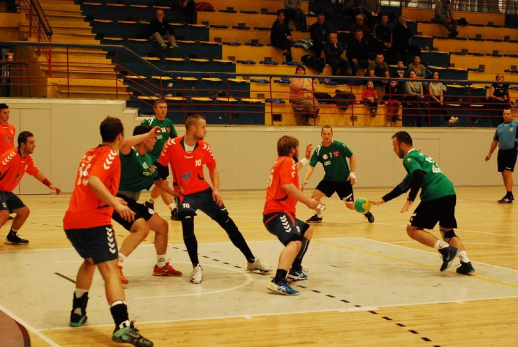 SKS Orlik Brzeg bardzo pewnie wygrywa u siebie ze Świebodzinem