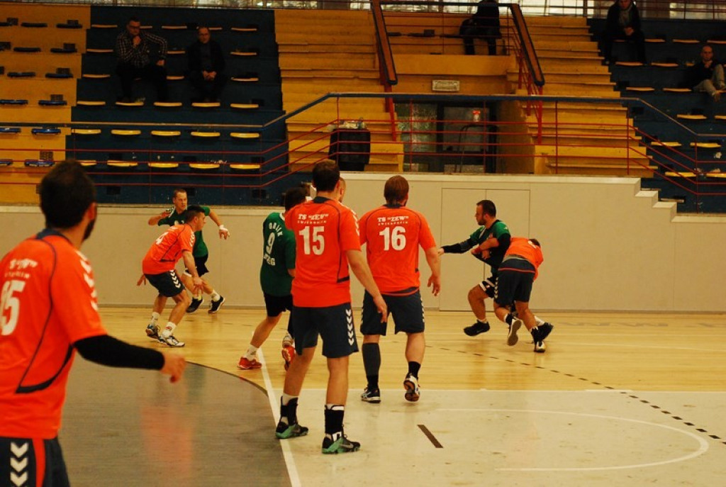 SKS Orlik Brzeg bardzo pewnie wygrywa u siebie ze Świebodzinem