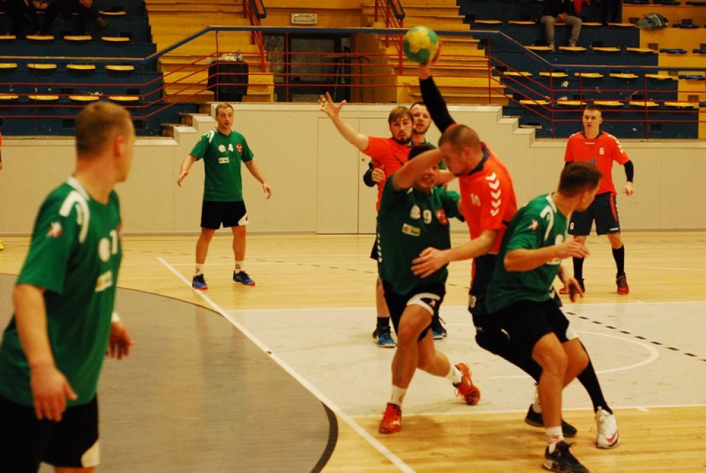 SKS Orlik Brzeg bardzo pewnie wygrywa u siebie ze Świebodzinem