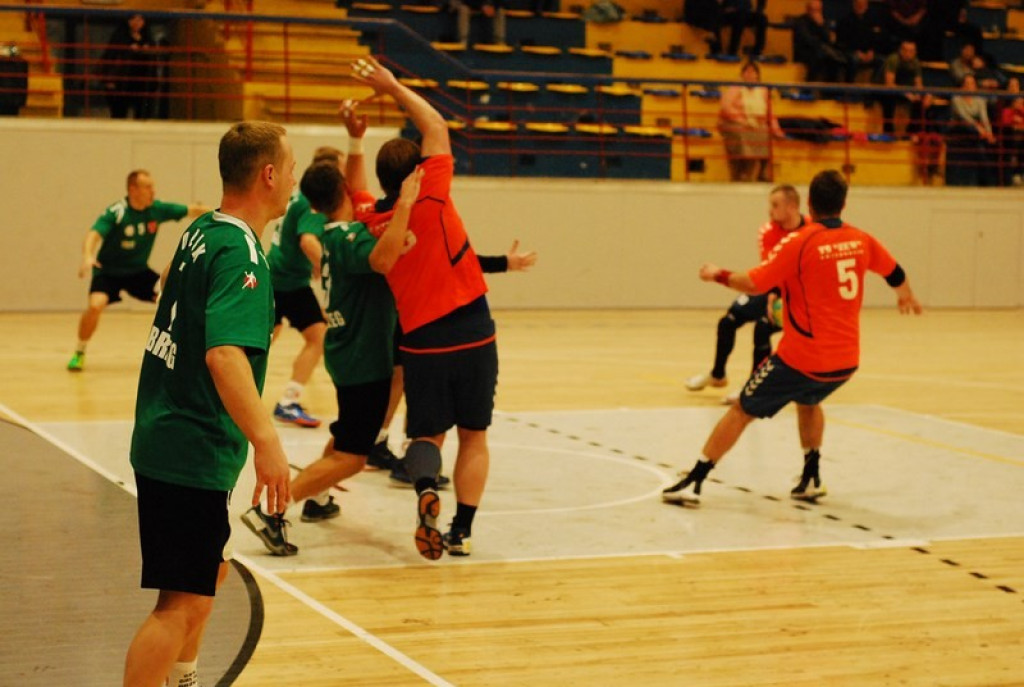 SKS Orlik Brzeg bardzo pewnie wygrywa u siebie ze Świebodzinem