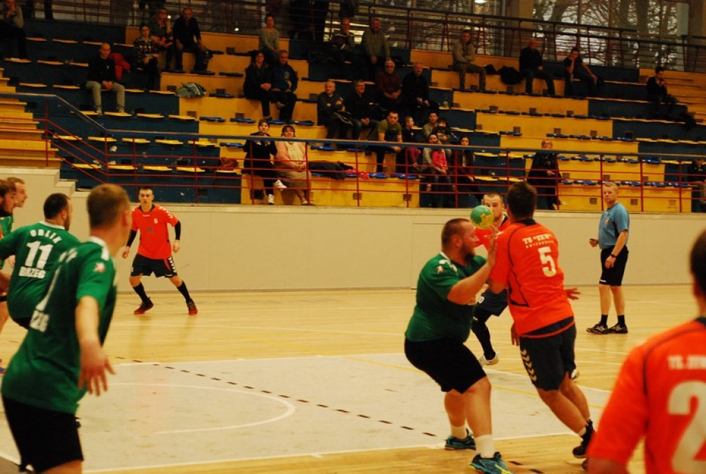 SKS Orlik Brzeg bardzo pewnie wygrywa u siebie ze Świebodzinem