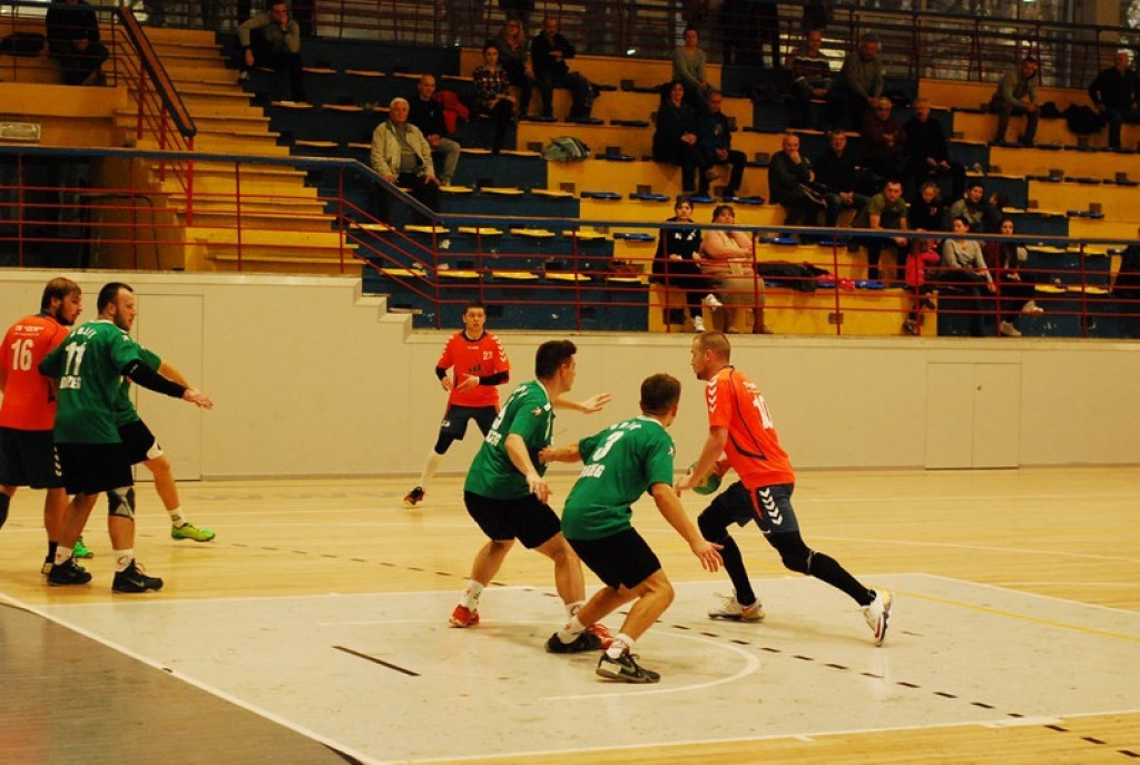 SKS Orlik Brzeg bardzo pewnie wygrywa u siebie ze Świebodzinem