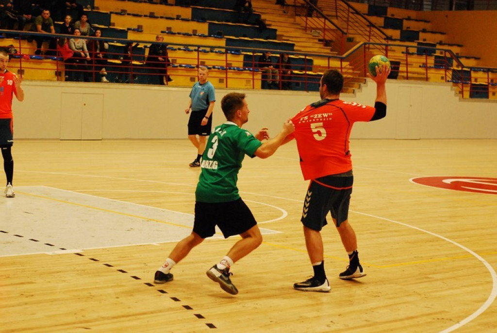 SKS Orlik Brzeg bardzo pewnie wygrywa u siebie ze Świebodzinem
