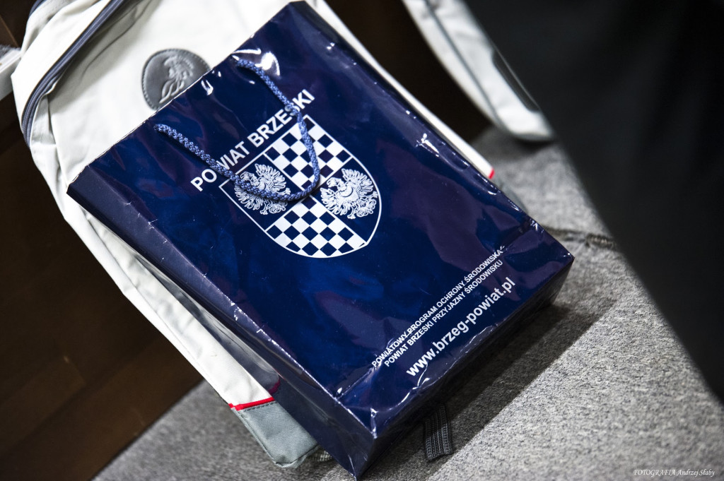 Mikołajkowy Gimnazjalny Trójbój Siłowy