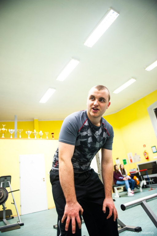 Mikołajkowy Gimnazjalny Trójbój Siłowy