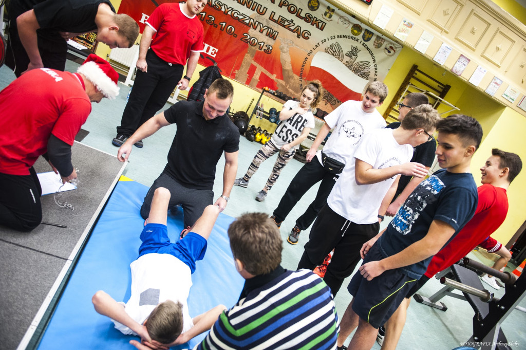 Mikołajkowy Gimnazjalny Trójbój Siłowy