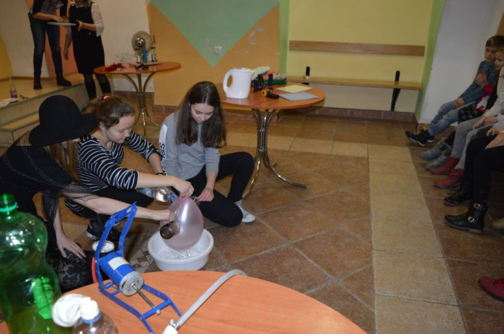 ANDRZEJKI Z NAUKĄ W PAŁACU