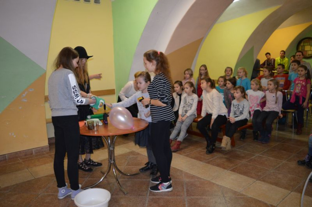 ANDRZEJKI Z NAUKĄ W PAŁACU