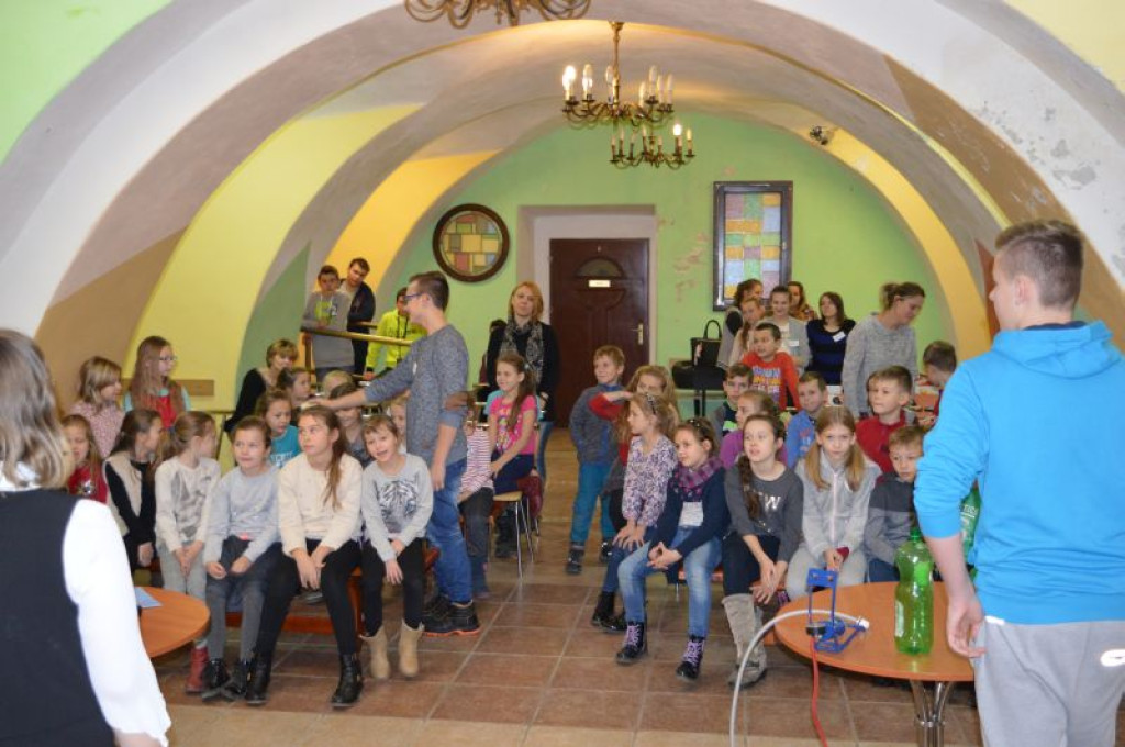 ANDRZEJKI Z NAUKĄ W PAŁACU