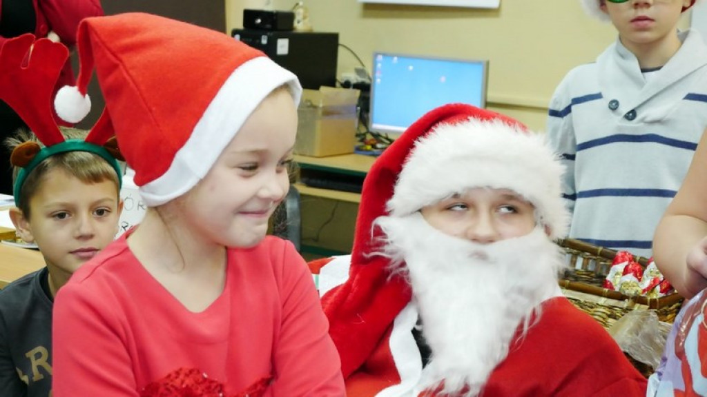 Mikołaj w PSP w Olszance...