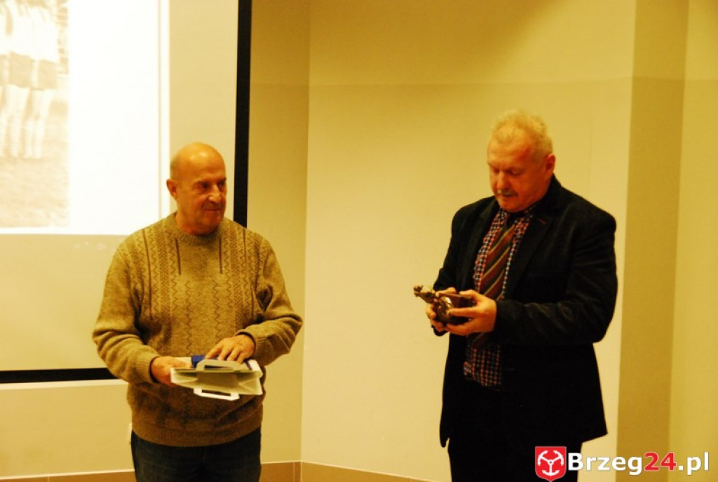 Piłkarskie spotkanie przedświąteczne i nagrody dla byłych zawodników Stali