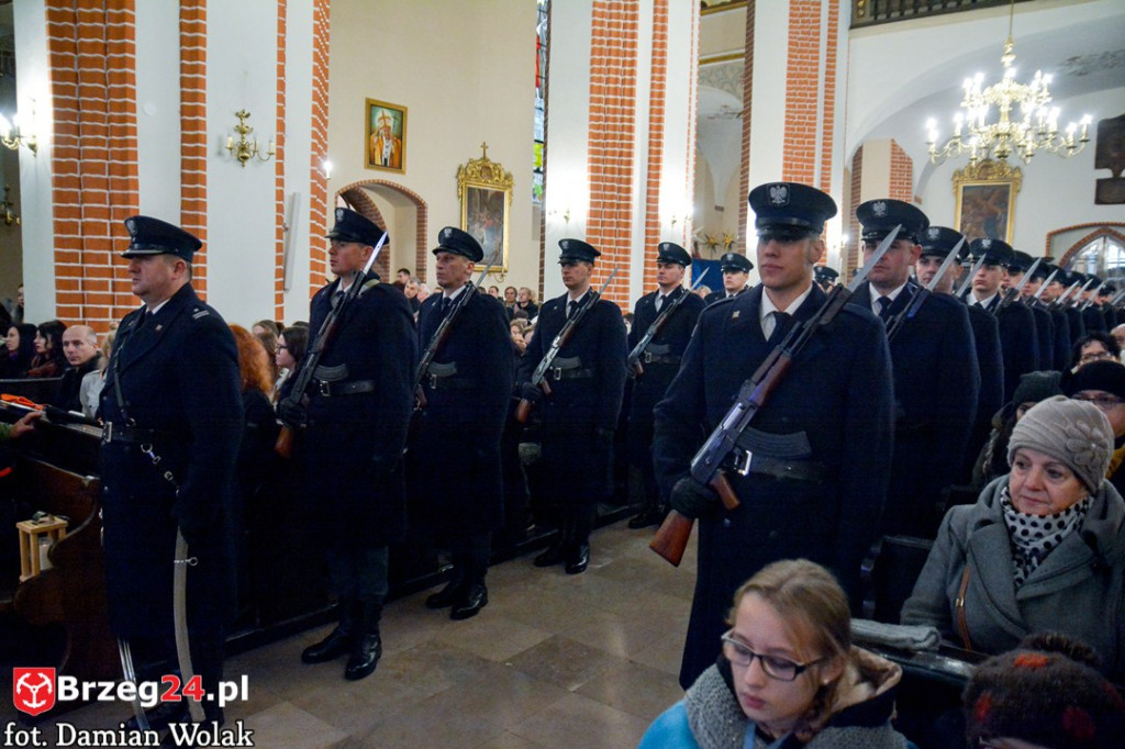 Wojewódzkie obchody 35. rocznicy wprowadzenia stanu wojennego [FOTORELACJA]