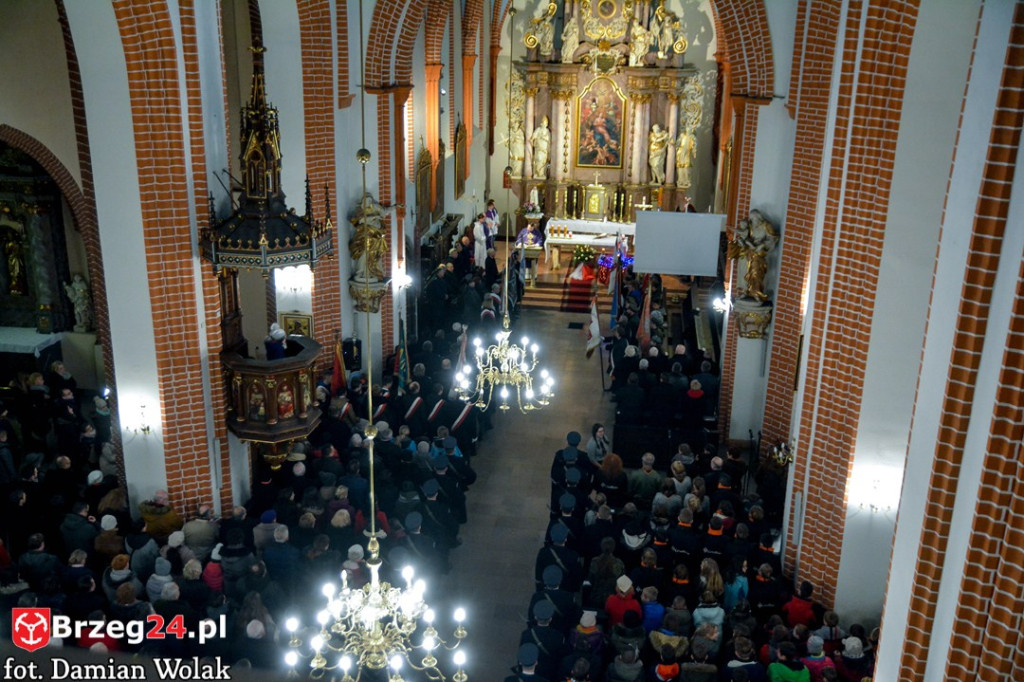 Wojewódzkie obchody 35. rocznicy wprowadzenia stanu wojennego [FOTORELACJA]