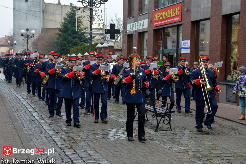 Wojewódzkie obchody 35. rocznicy wprowadzenia stanu wojennego [FOTORELACJA]
