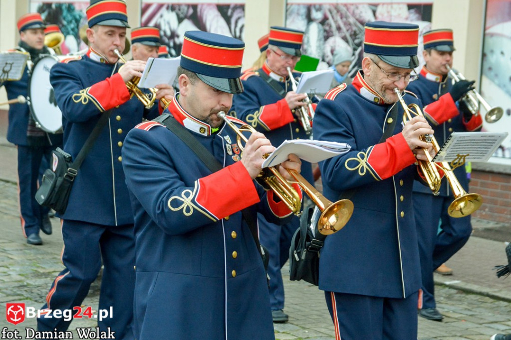 Wojewódzkie obchody 35. rocznicy wprowadzenia stanu wojennego [FOTORELACJA]