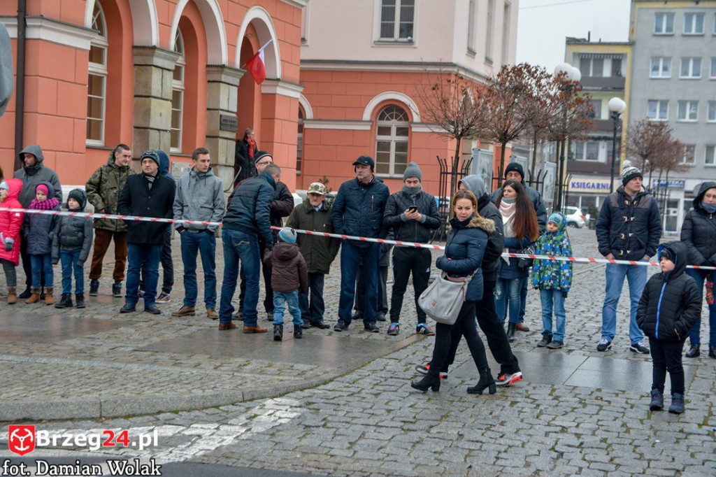 Wojewódzkie obchody 35. rocznicy wprowadzenia stanu wojennego [FOTORELACJA]