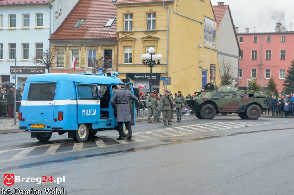 Wojewódzkie obchody 35. rocznicy wprowadzenia stanu wojennego [FOTORELACJA]