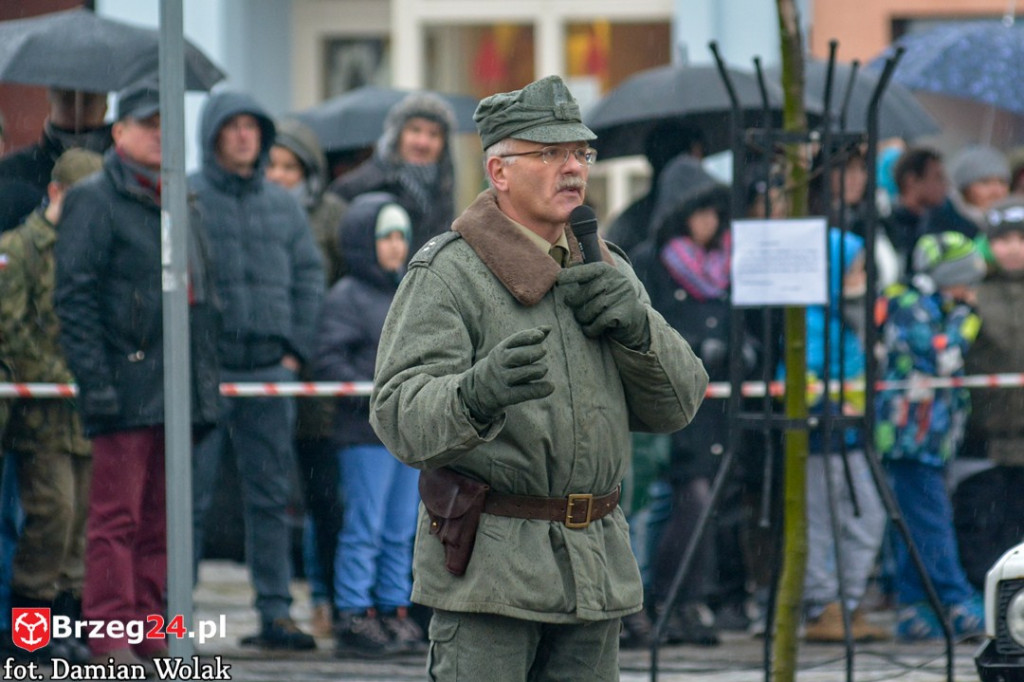 Wojewódzkie obchody 35. rocznicy wprowadzenia stanu wojennego [FOTORELACJA]