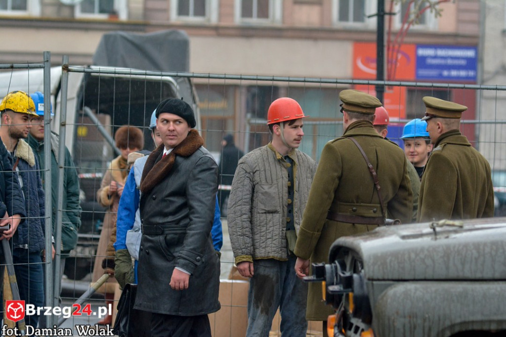 Wojewódzkie obchody 35. rocznicy wprowadzenia stanu wojennego [FOTORELACJA]